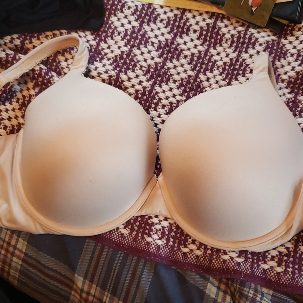Perfect shape Victoria's secret bra